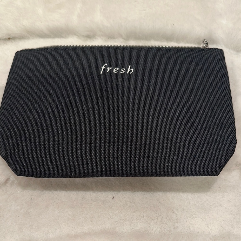 Fresh Black Zipper Pouch